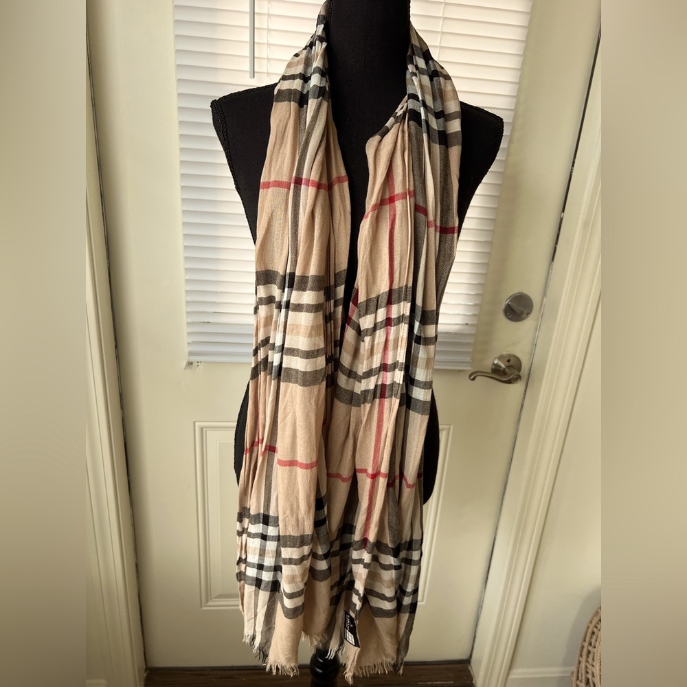 Scarf - Picture 3 of 3